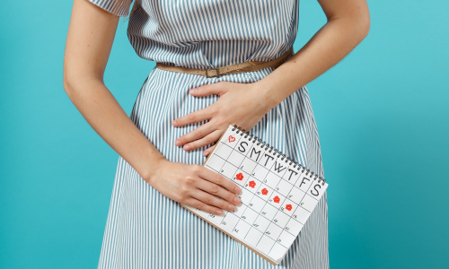 Čo spôsobuje krvácanie mimo menštruačného cyklu? Príčiny môžu byť vážne!