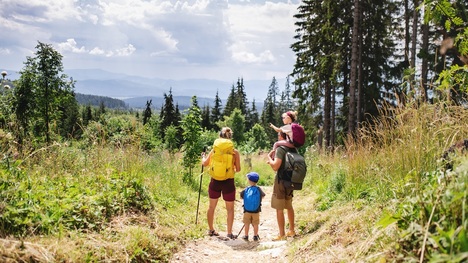 Turistika s deťmi na Slovensku – 7 tipov na nenáročné turistické trasy