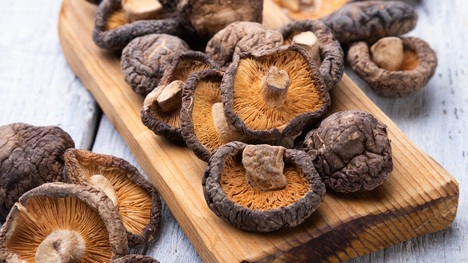 7 dôvodov, prečo jesť shiitake: Aké účinky má táto liečivá huba?