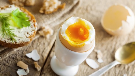 Ako správne pripraviť vajíčko na mäkko? Takto sa podarí vždy na jednotku!