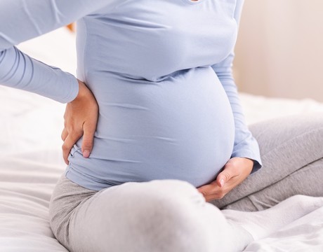 Zelený výtok v tehotenstve – normálny jav alebo príznak problému?